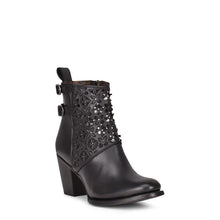 Load image into Gallery viewer, Cuadra Nova Black Round Toe Ankle Boot